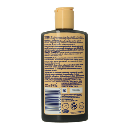 Biore Anti spot cleanser houtskool 200 Milliliter
